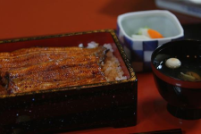 Cơm ép lươn nhật